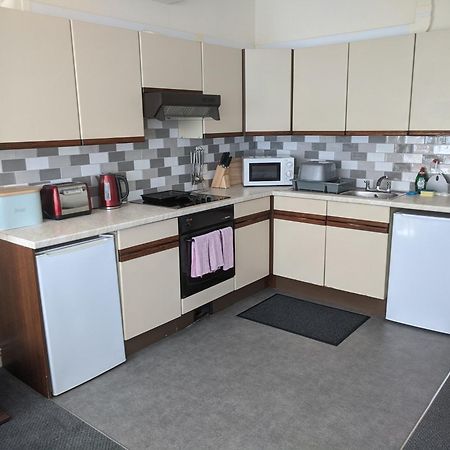 Buile Hill Holiday Flats Лландидно Номер фото