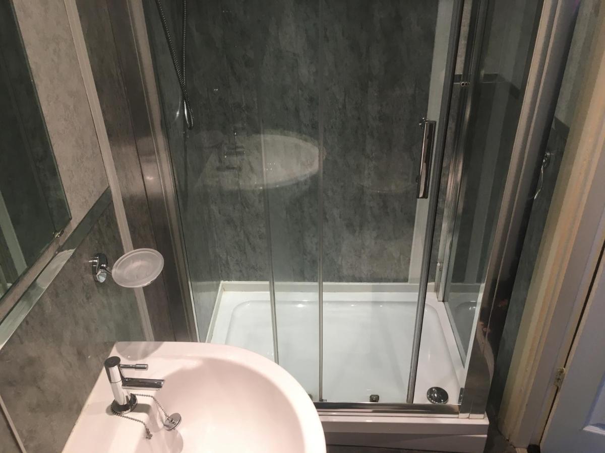 Buile Hill Holiday Flats Лландидно Екстер'єр фото