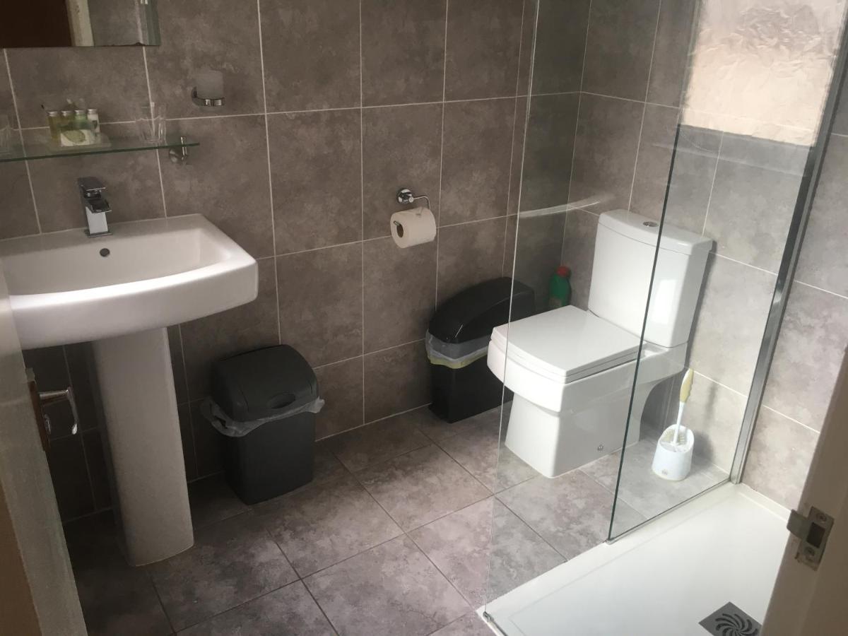 Buile Hill Holiday Flats Лландидно Екстер'єр фото